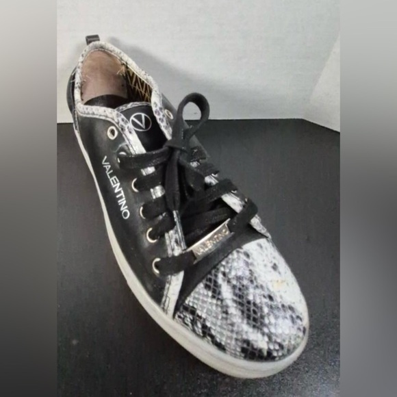 Valentino Platform Sneakers, Black leather with snakeskin Size 9.5 - Picture 6 of 8